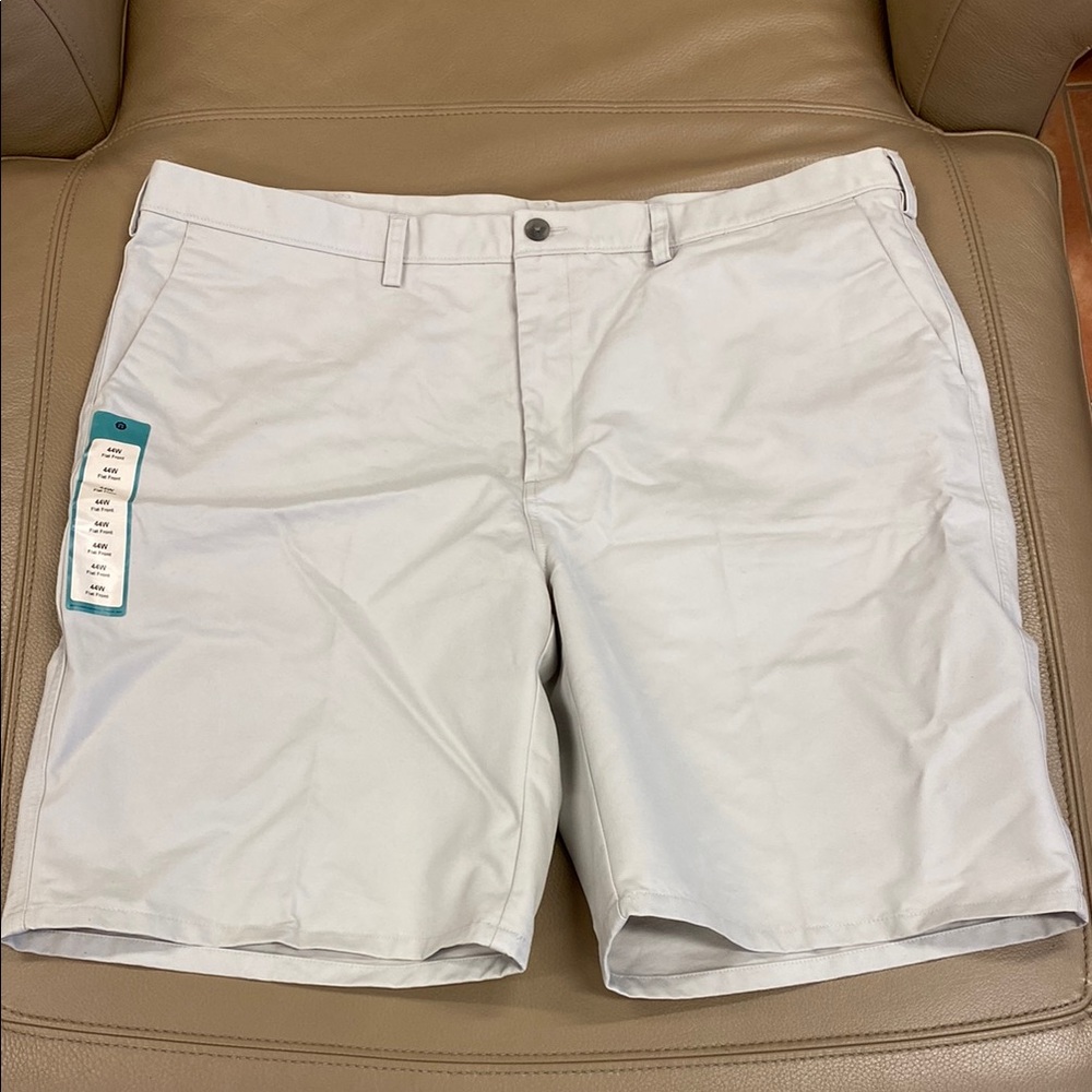 Haggar Men's Classic Flat Front Shorts- 44W